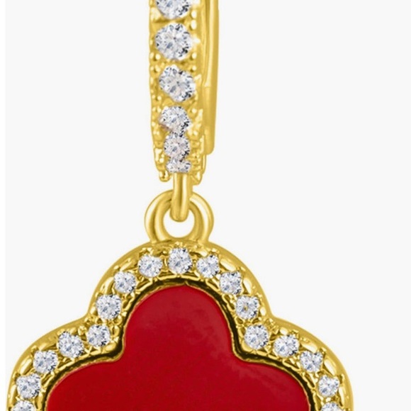 Glamorous Gold and Red Clover Earrings - Picture 4 of 4